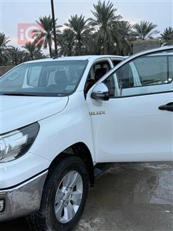 تويوتا هايلوكس